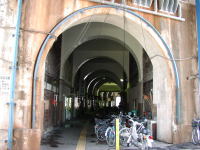 �i�q�����w